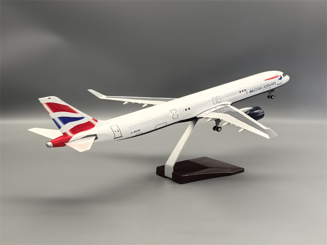 Airplane Resin 1/100 Scale 321 – Model Kit Store recenzja i cena