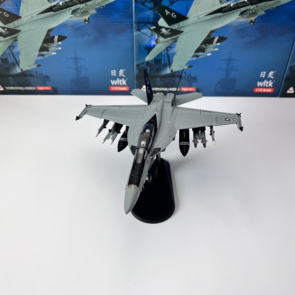1/72 Scale U.S. F/A-18F Hornet – Model Kit Store recenzja i cena