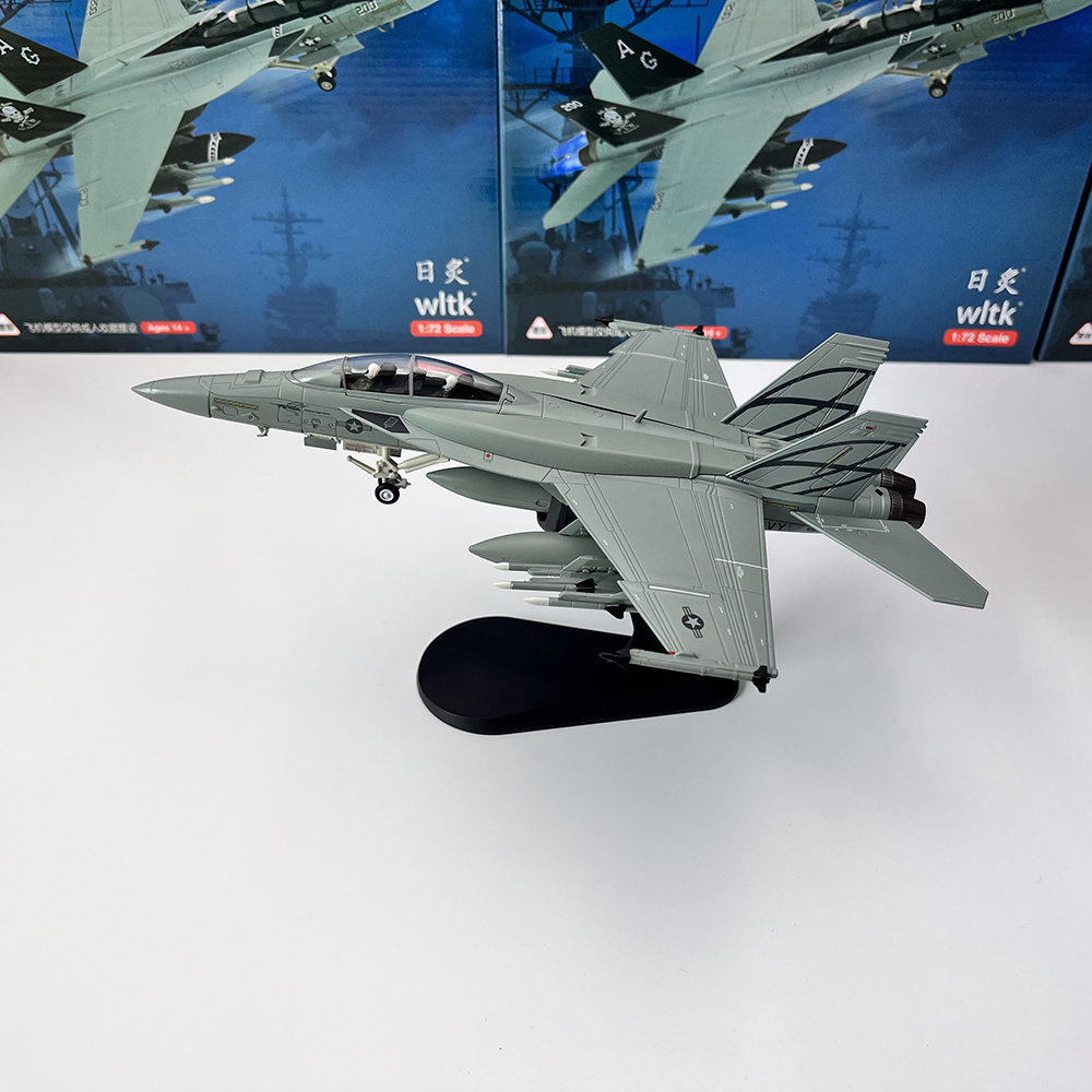 1/72 Scale U.S. F/A-18F Hornet – Model Kit Store recenzja i cena